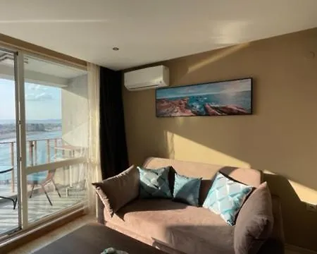 Sea View Studio In Paradiso 511 Apartment